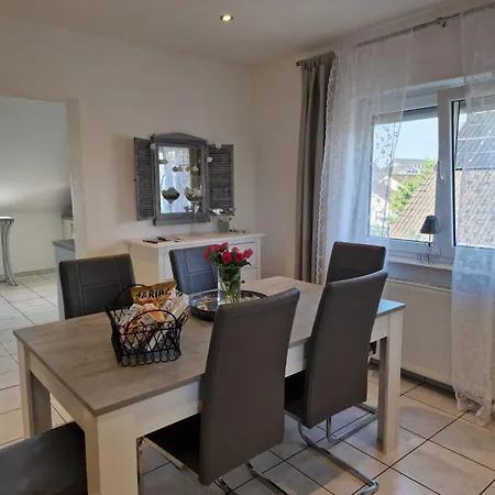 Quickstay - Ganze In Miesau Lägenhet